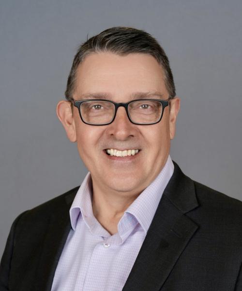 Philip Bell headshot