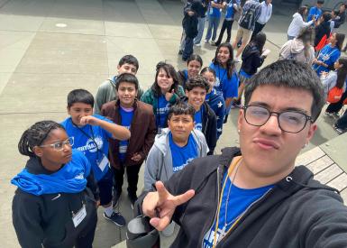 Alejandro Salas Castellanos and students